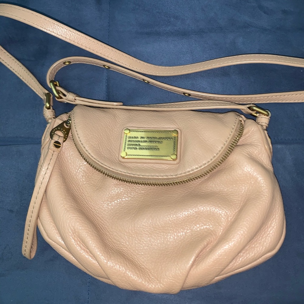 MARC BY MARC JACOBS NUDE CROSSBODY BAG